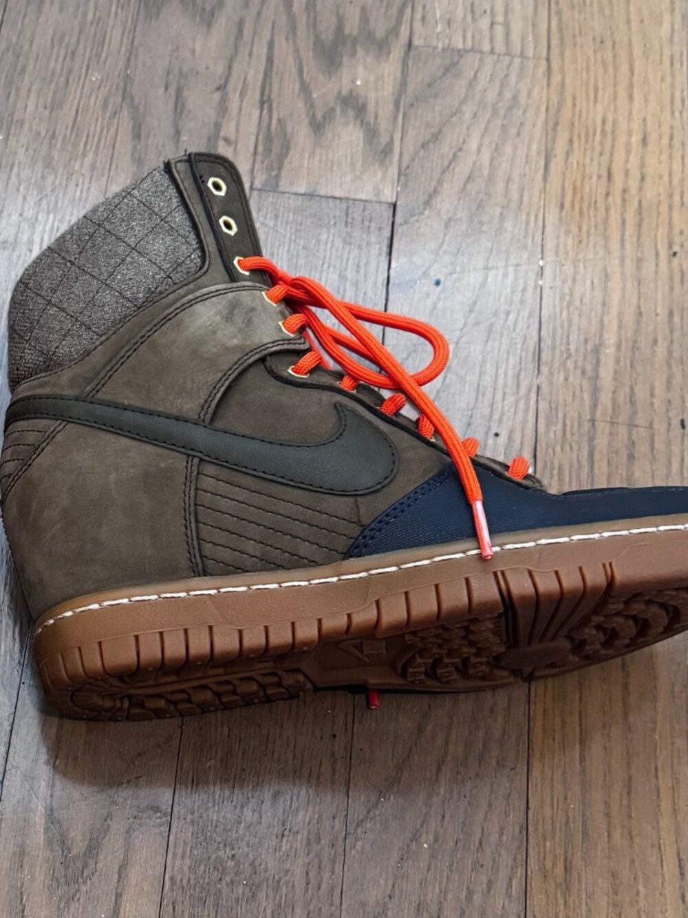 NIKE Women's Dunk Sky Hi Sneakerboot, Excellent Condition, Size 6 - Picture 8 of 12